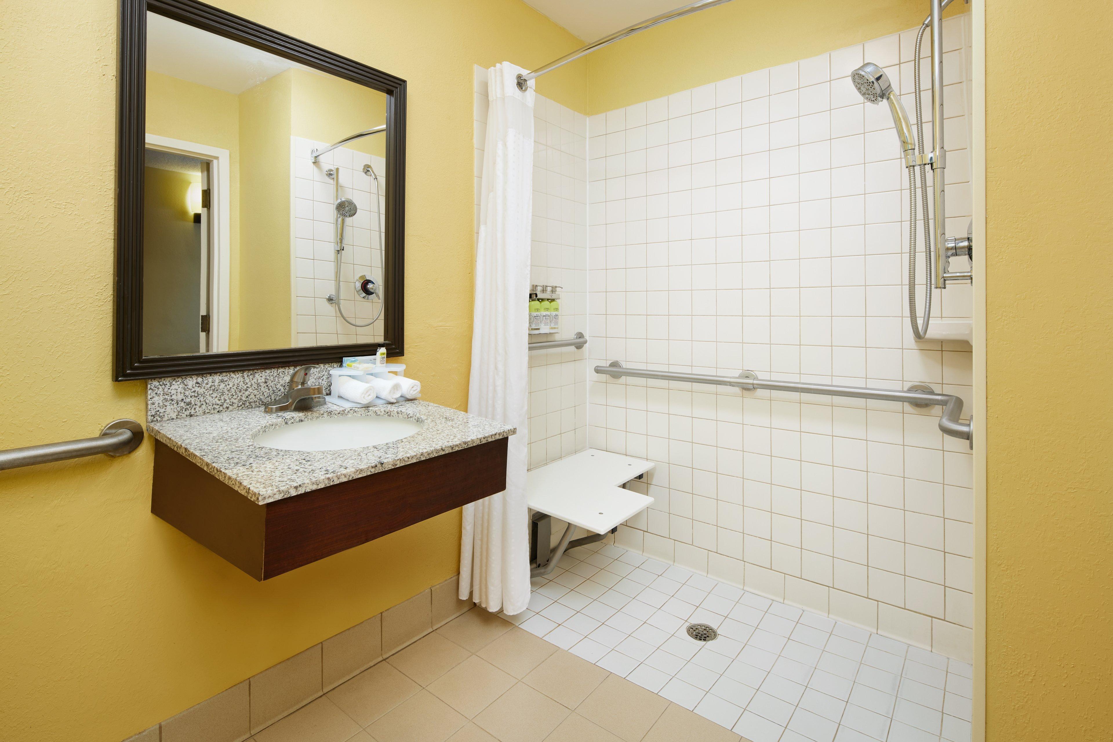 Holiday Inn Express Tifton By Ihg Экстерьер фото