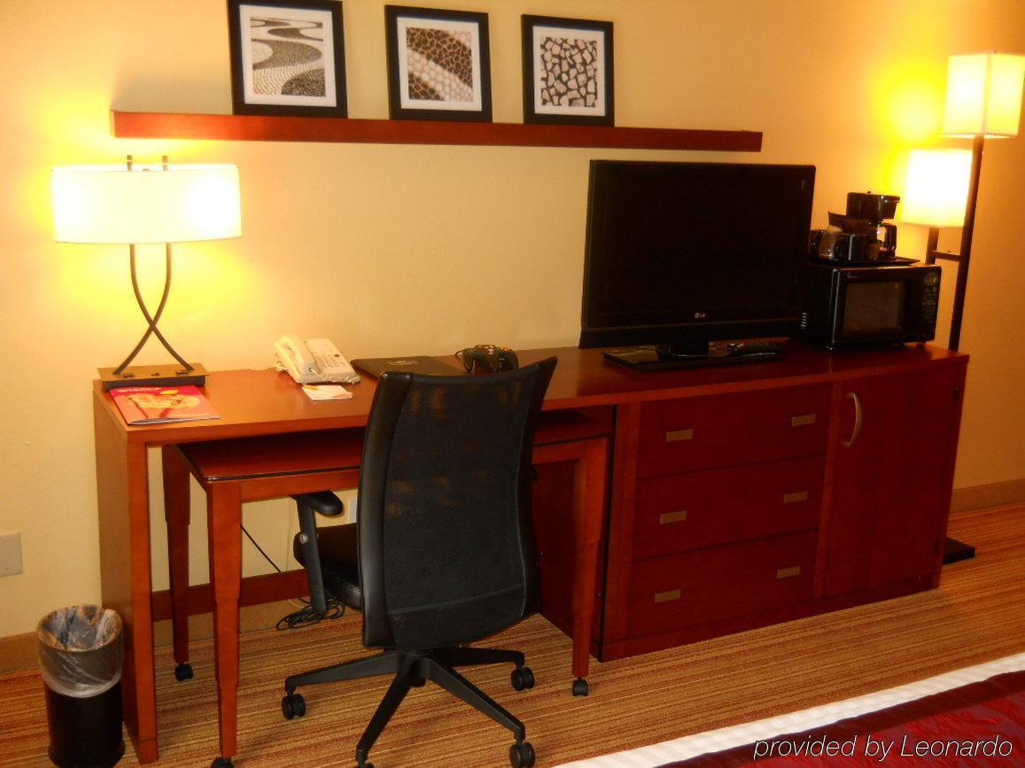 Holiday Inn Express Tifton By Ihg Номер фото